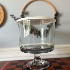 NIB Pampered Chef Trifle Bowl